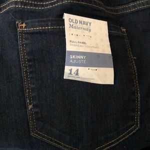 Old Navy Maternity Jeans 14